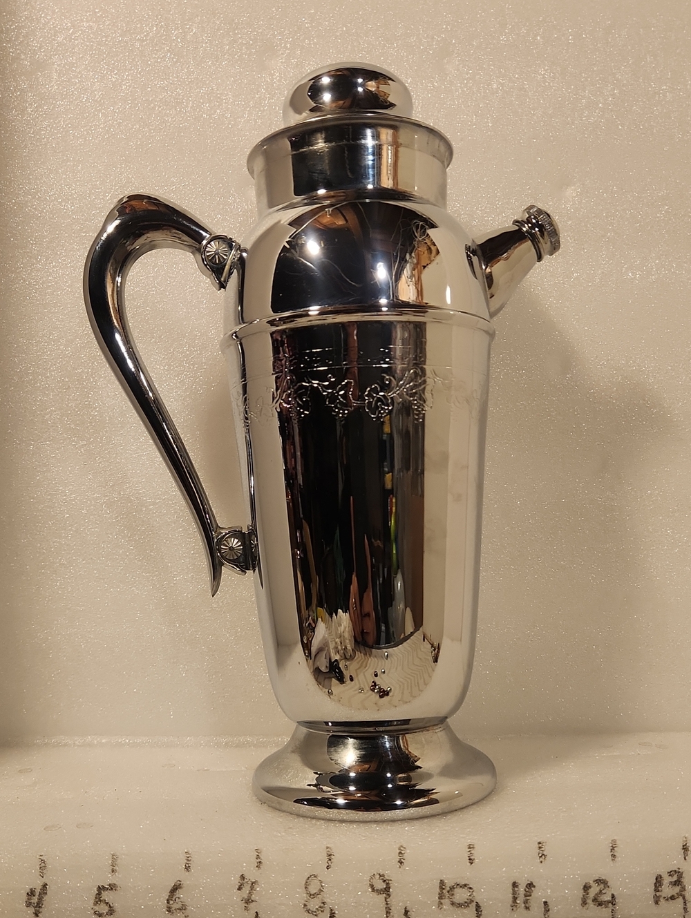 Vintage Bar Mid Century Chrome Plated Cocktail Shaker Circa 1950